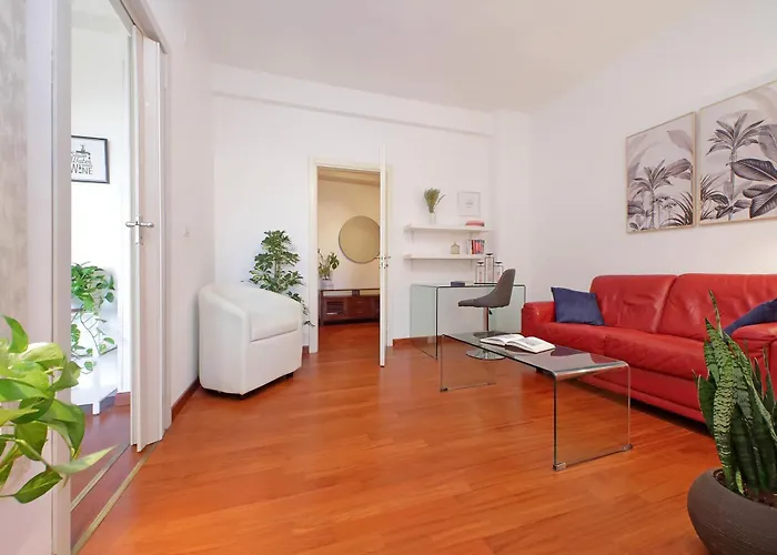Modern Near Metro Malatesta With Balcony & Wi-Fi